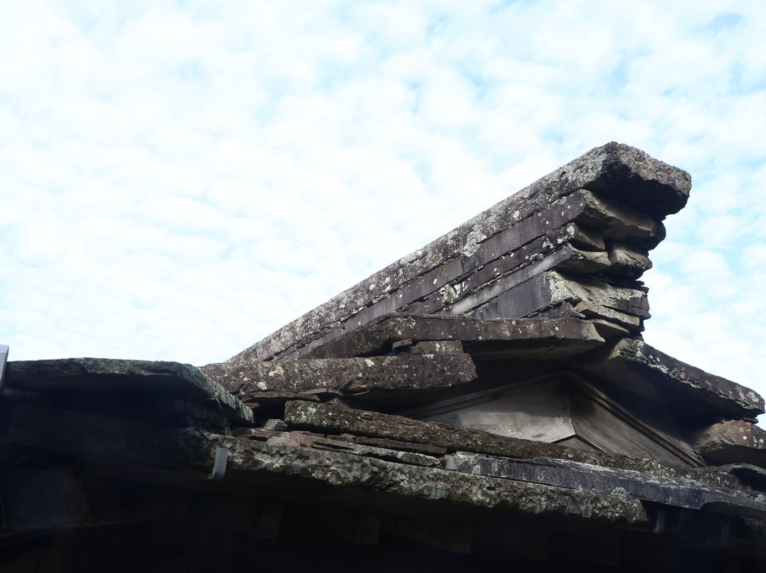 Shiineno Ishiyane-对马市必去景点