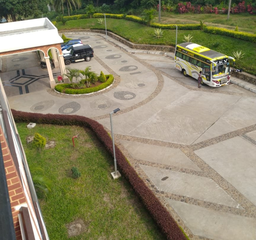 5 Falls Resort Courtallam主图