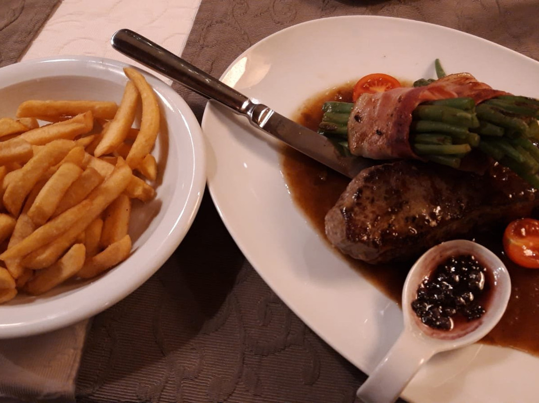 Goldener Hirsch主图