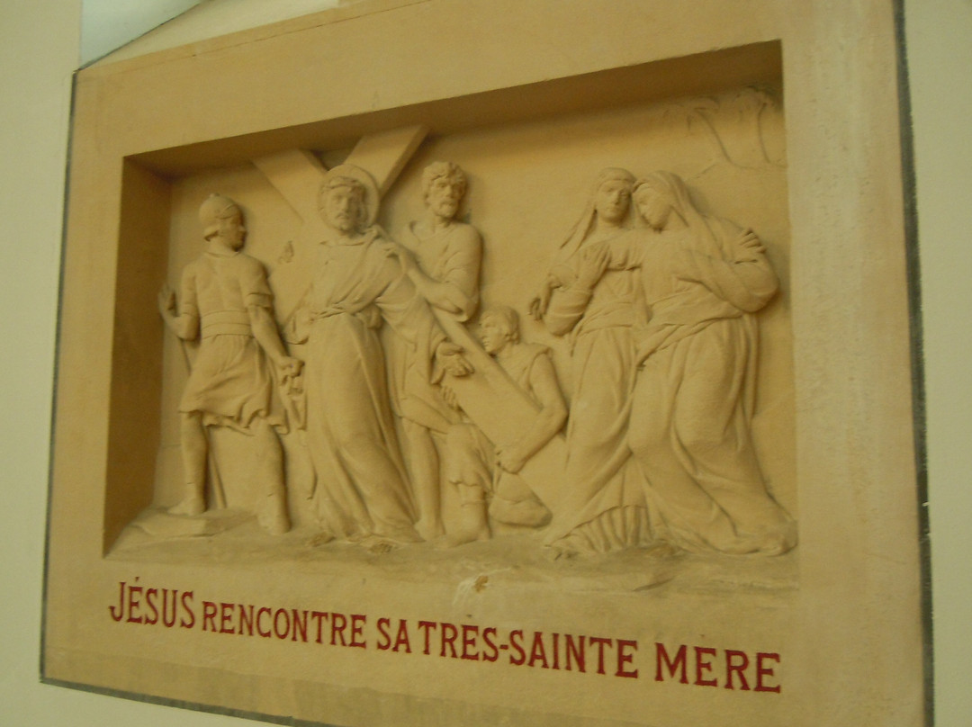 Notre Dame Eglise Saint Mande景点图片