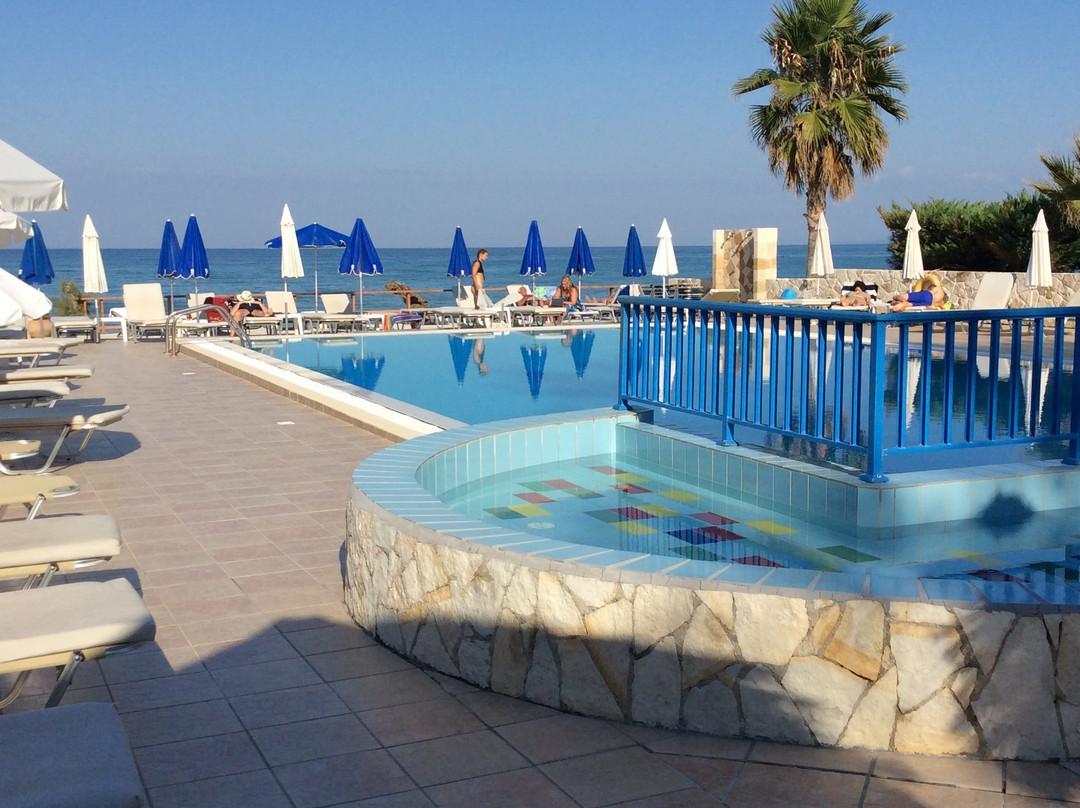 Paradise Apartments主图