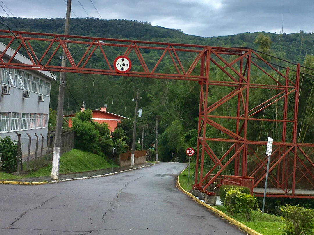 Santa Tereza旅游景点-Ponte Metálica Sobre Arroio Marreca