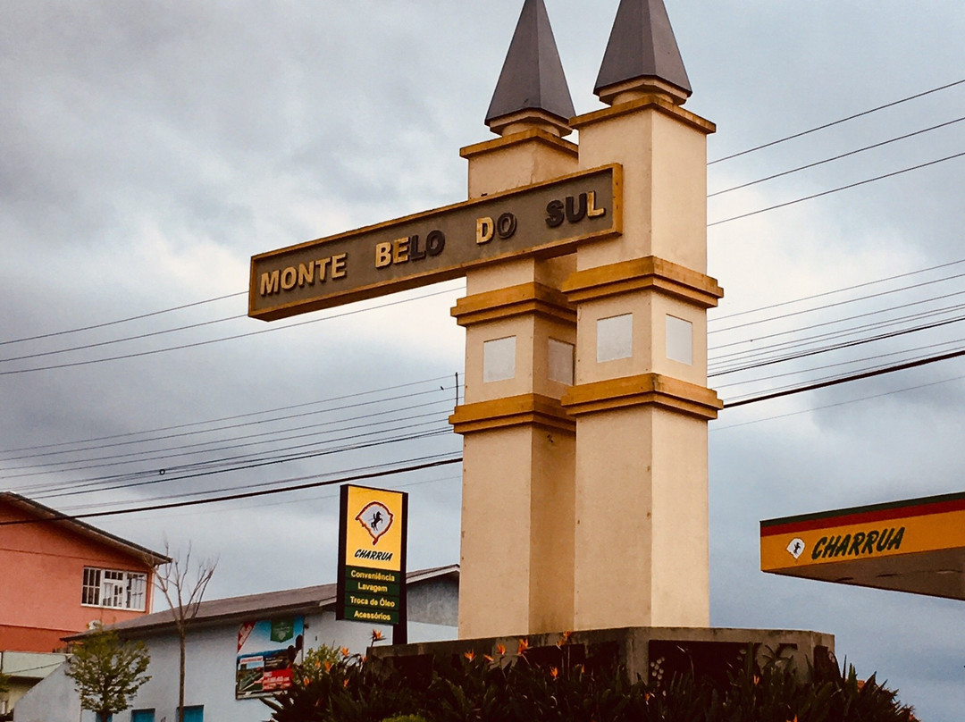 Pórtico de Entrada de Monte Belo do Sul
