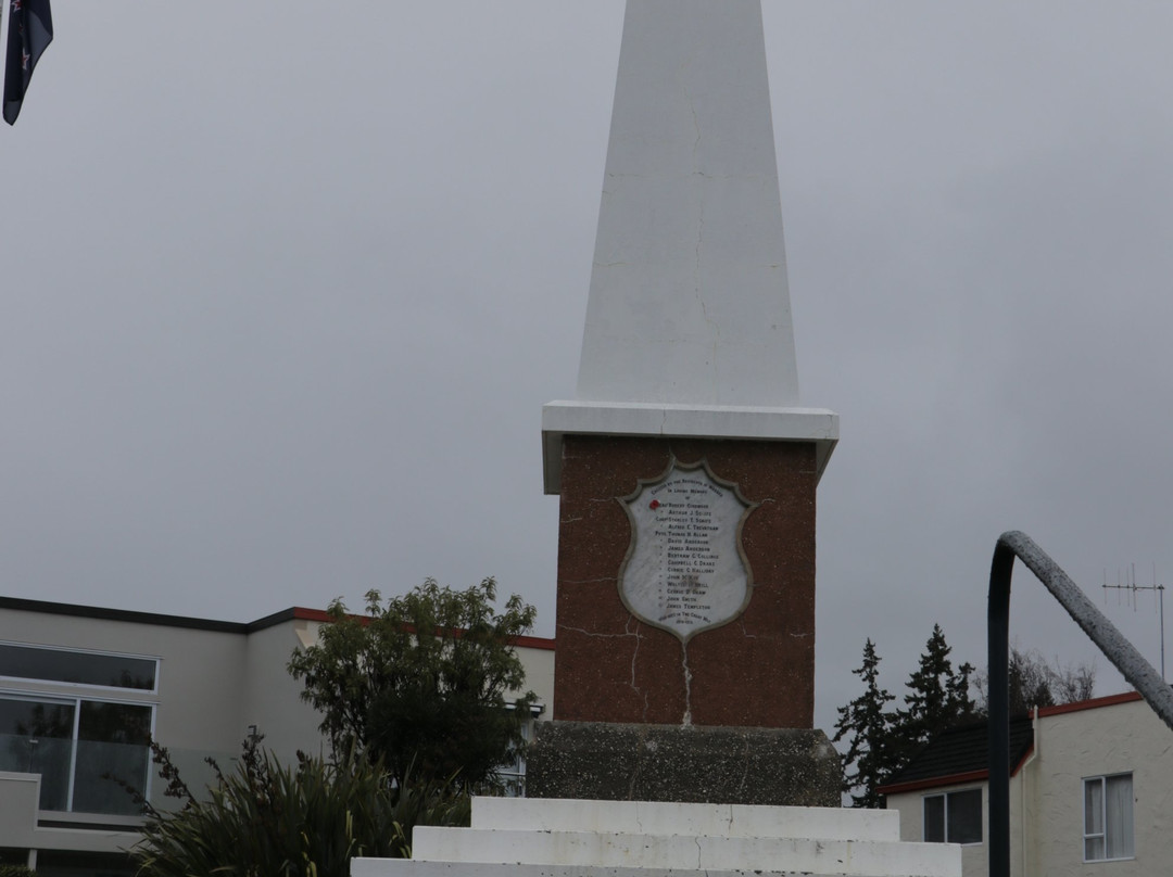 Wanaka War Memorial景点图片