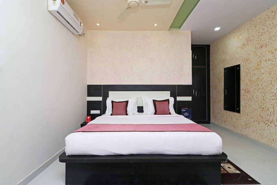 10133 Hotel Rama Grand HS主图