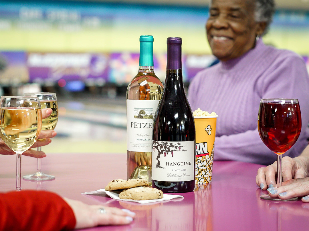 St. Clair Bowl-Fairview Heights必去景点