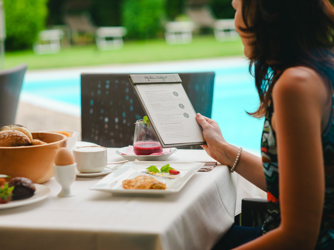 Im Tiefenbrunn主图