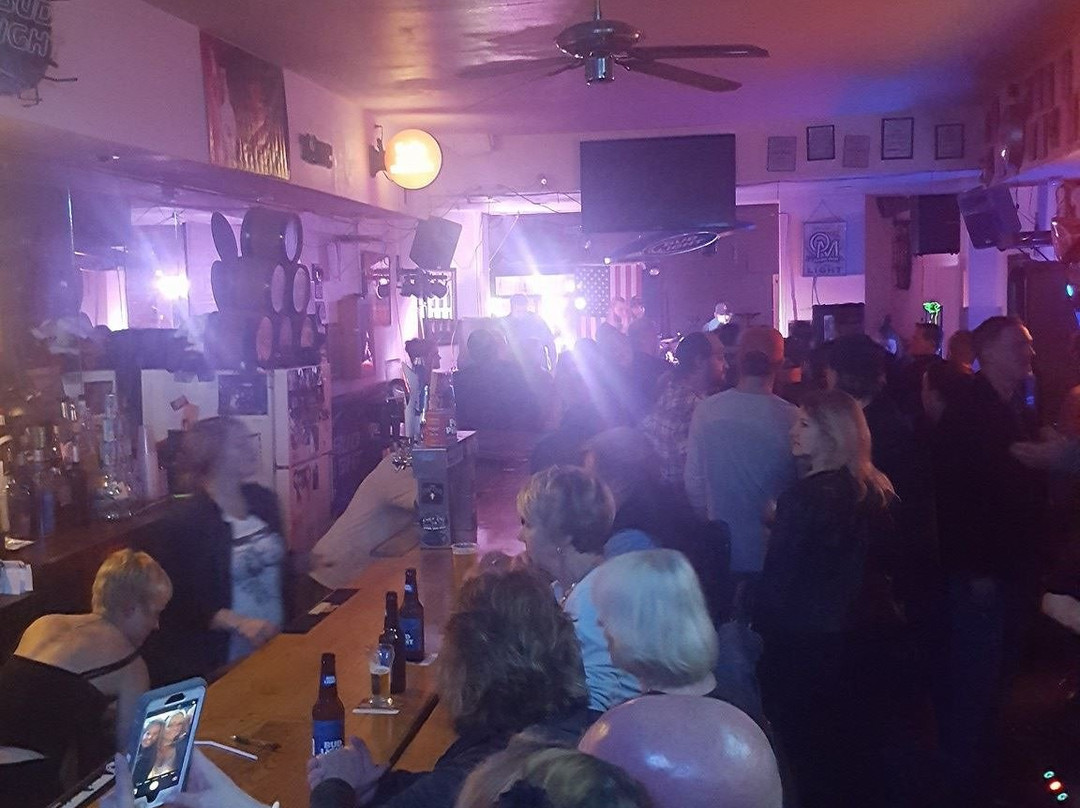 Goodfella's Pub-Marshfield必去景点