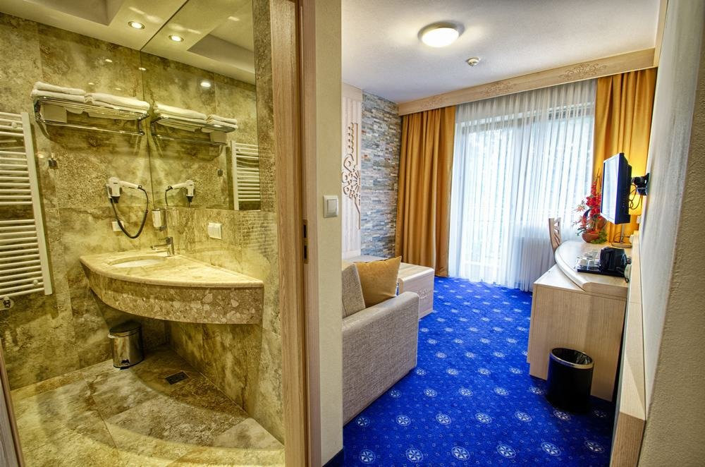 Hotel Toporow Style主图