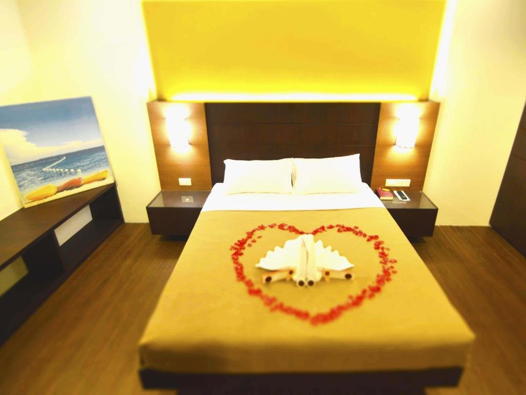 Tacloban Plaza Hotel主图