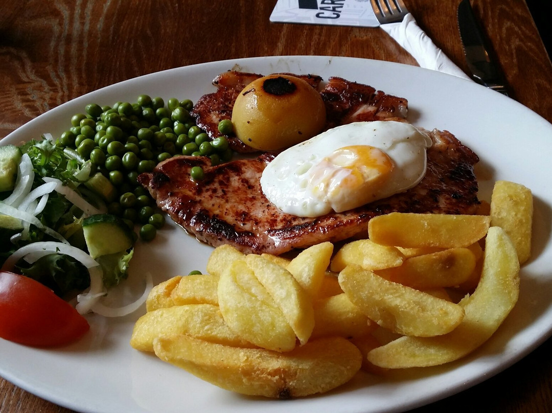 Londesborough Arms Hotel主图