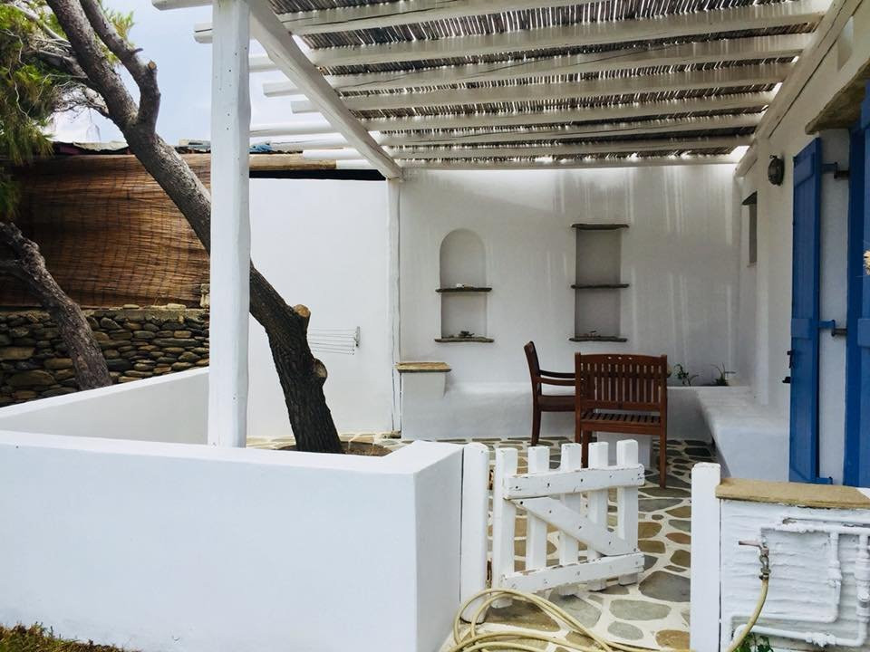 Golden Beach Studios & Suites主图