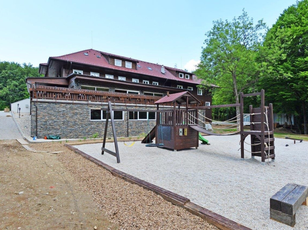 Banovce nad Bebravou酒店住宿-Chata pod Ostrym Vrchom