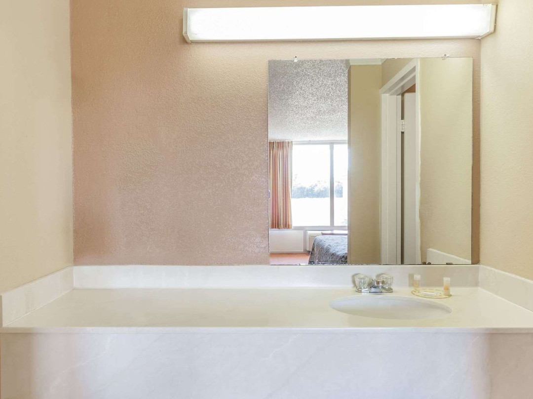 Days Inn by Wyndham Hillsboro TX主图