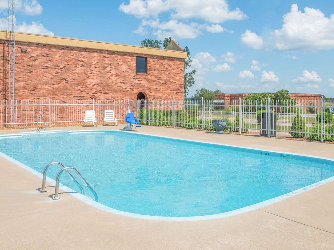 Days Inn by Wyndham Calvert City - Paducah East主图