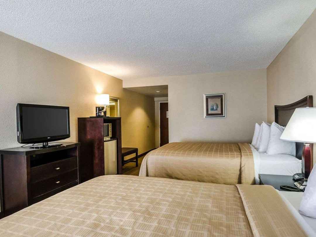 Quality Inn Troutville主图