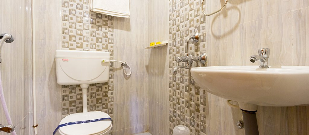 FabHotel Thejas Paaradise Airport主图