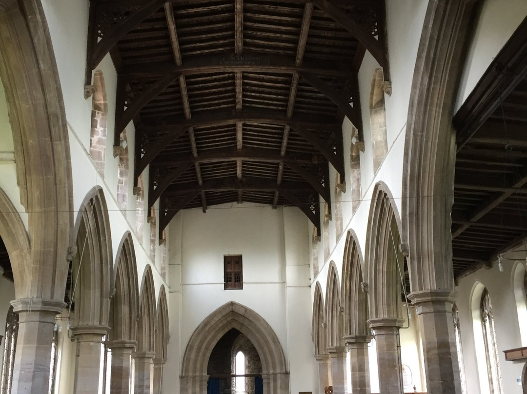 St. Peter & St. Paul Church-Langham必去景点