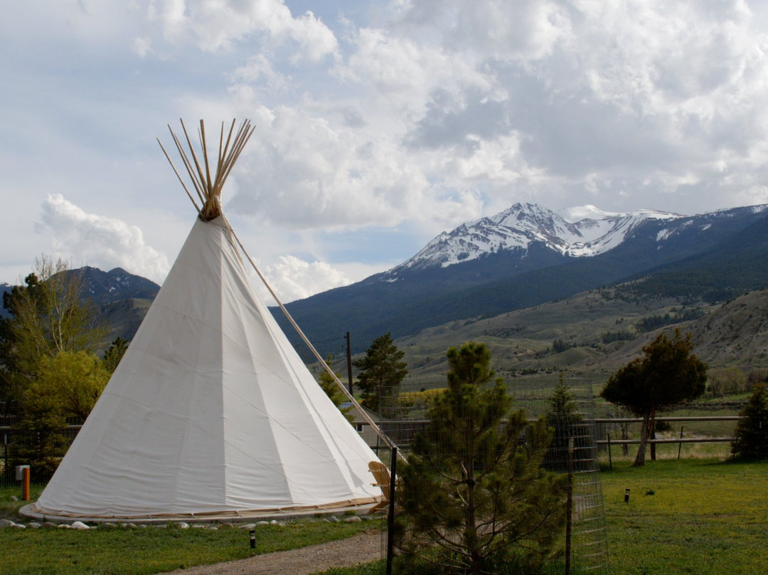 黄石国家公园酒店住宿-Dreamcatcher Tipi Hotel