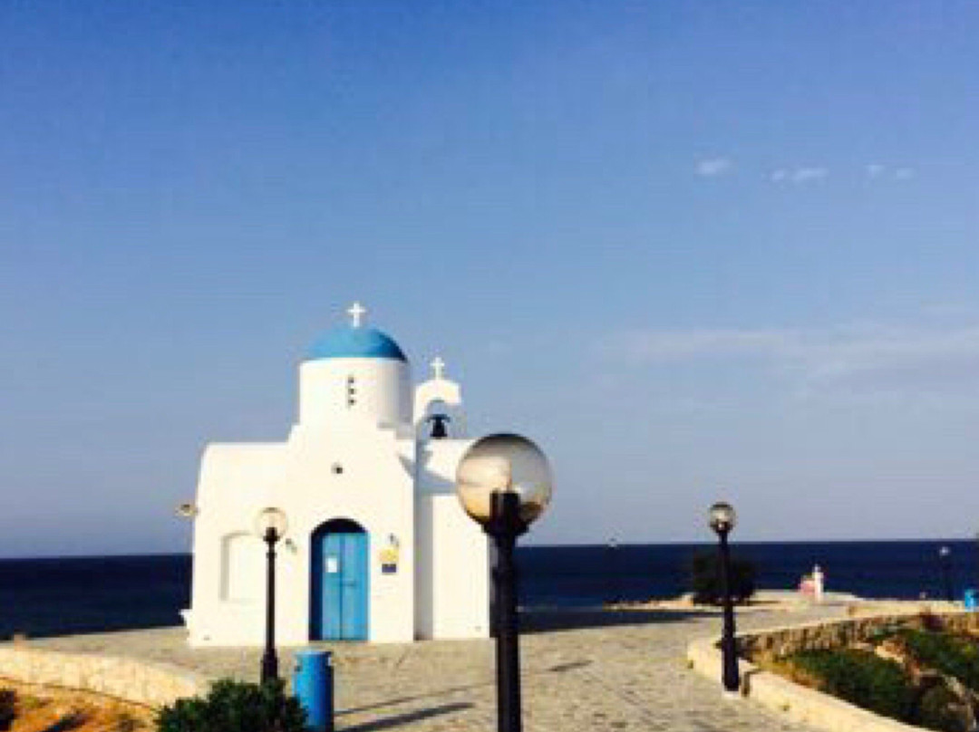 Louma Beach-帕拉林尼必去景点