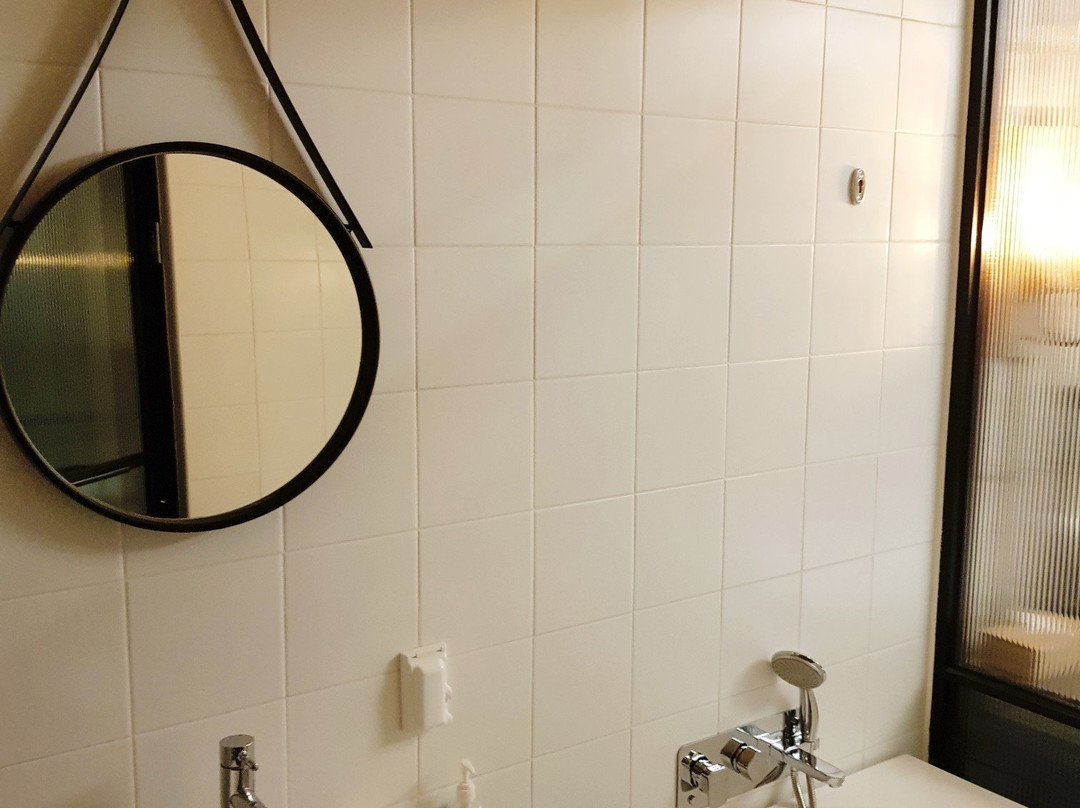 February Hotel主图