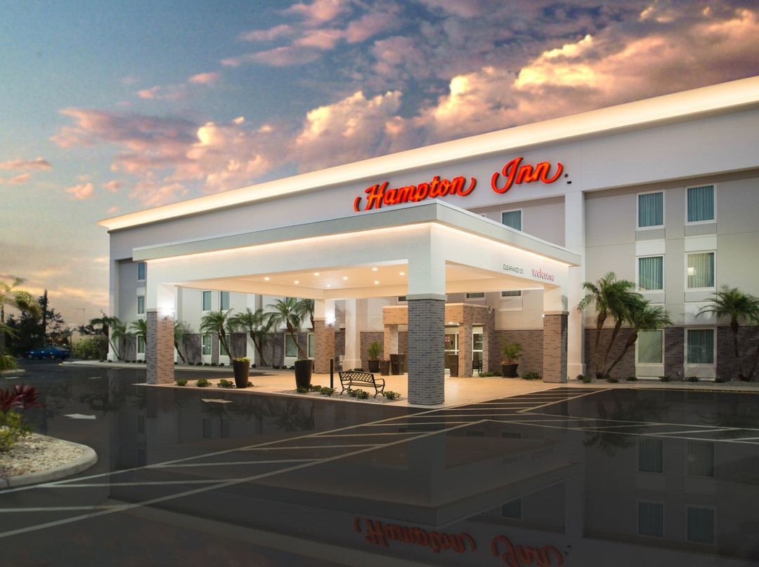 Hampton Inn Port Charlotte主图