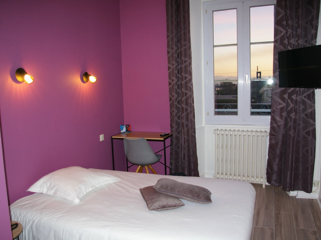 皇后宁静酒店主图