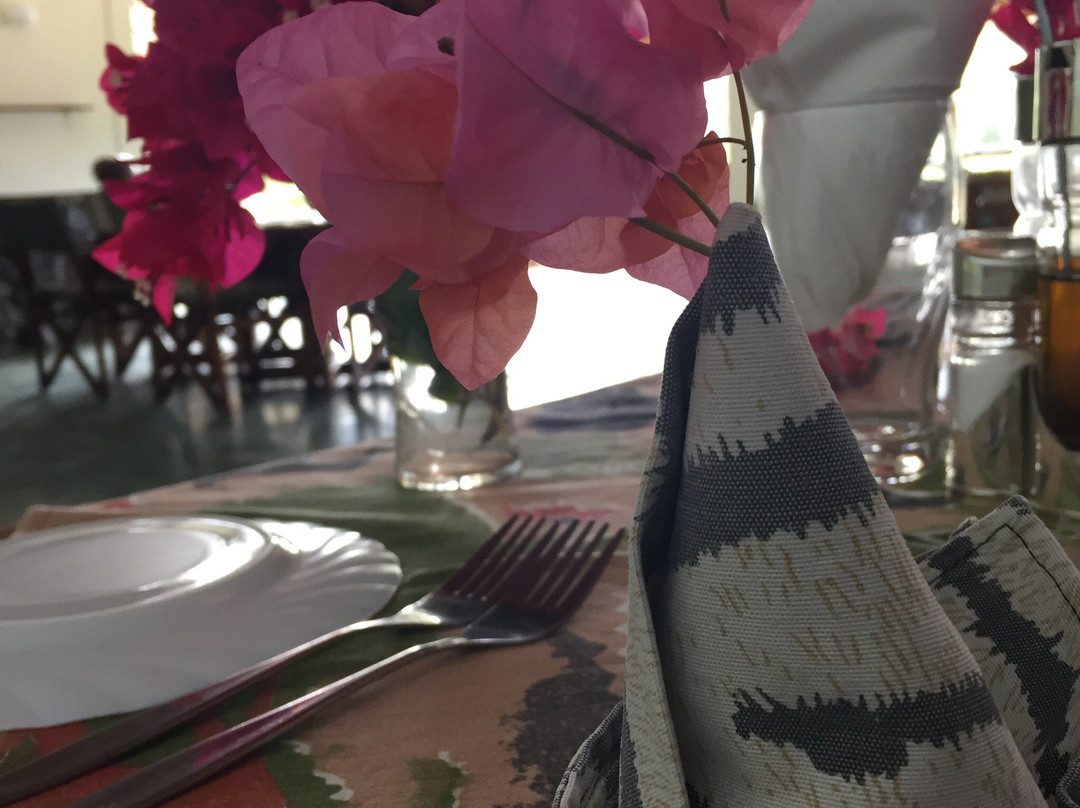 AHG Kuwinda Ecolodge Tented Camp主图