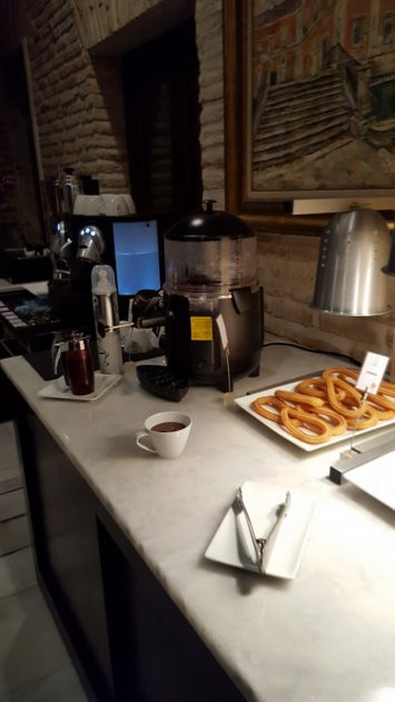 EI格列柯斯考特尔酒店主图