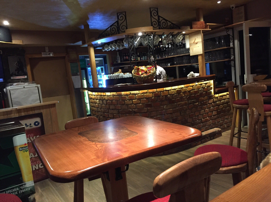 Allo Allo coffee shop-Bohinjska Bistrica必去景点