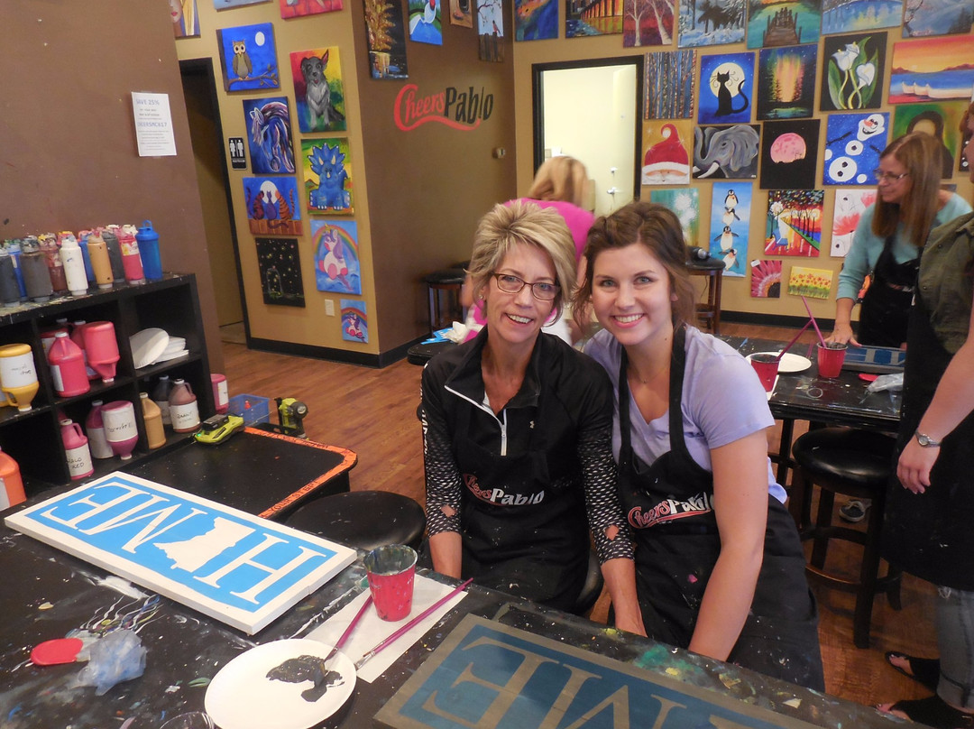 Cheers Pablo Coon Rapids-Coon Rapids必去景点