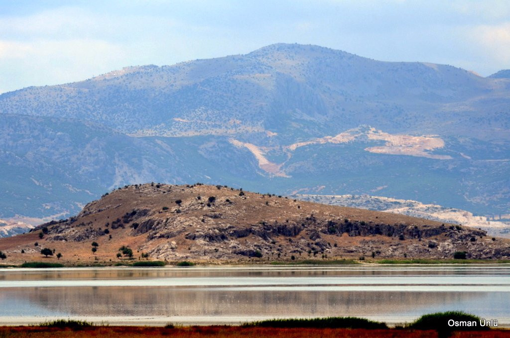 Yarisli Golu