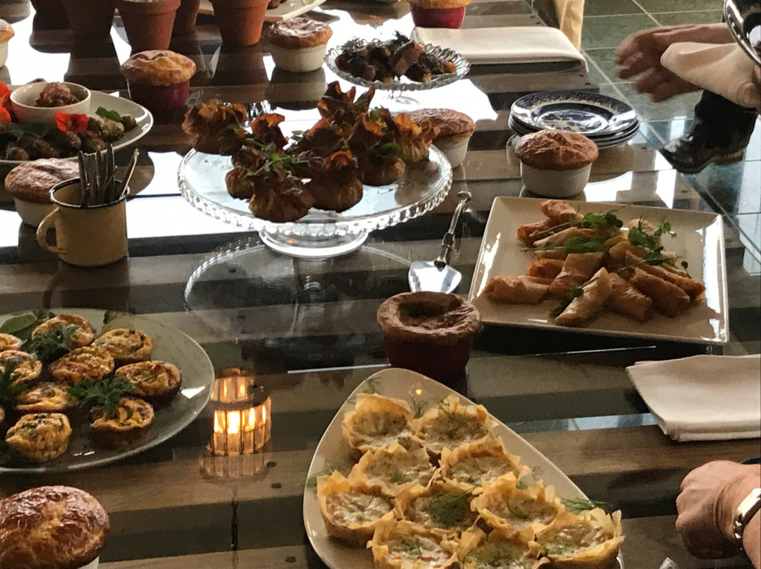 Hilton餐馆和美食-Jackie Cameron School of Food and Wine