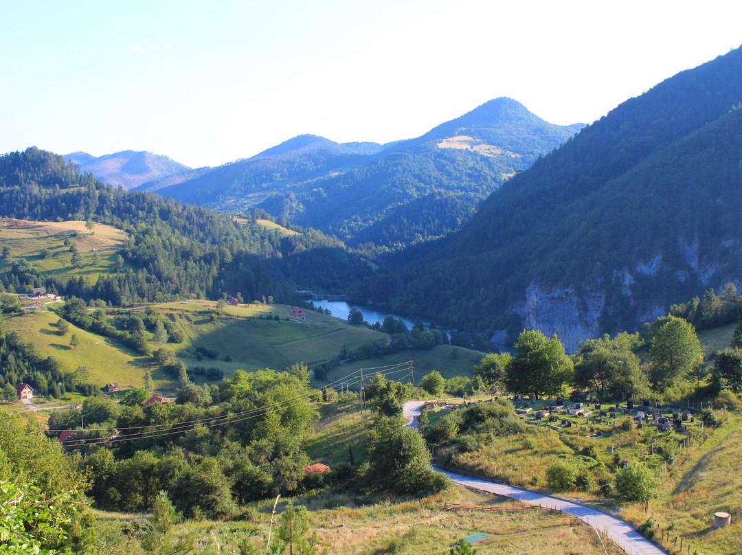 Zaovine Lake景点图片