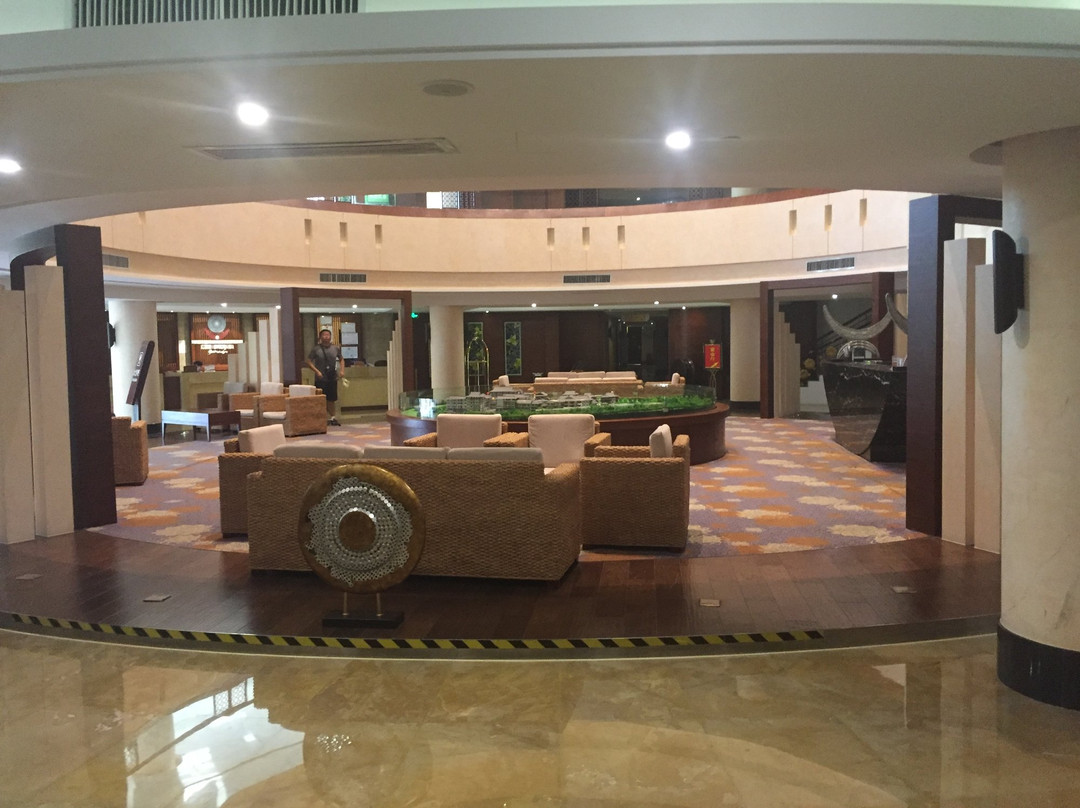 贵旅雷山大酒店主图