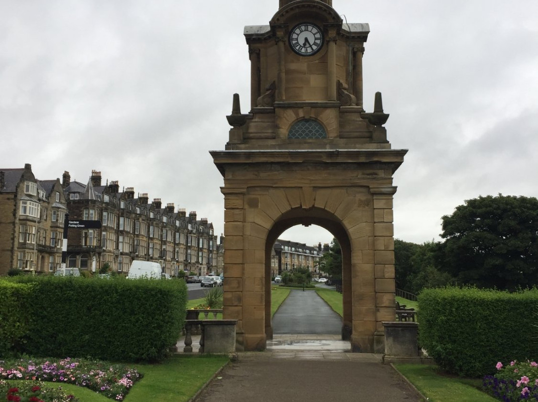 South Cliff Clock Tower景点图片