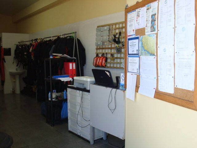 Calheta Diving Center-卡列塔必去景点