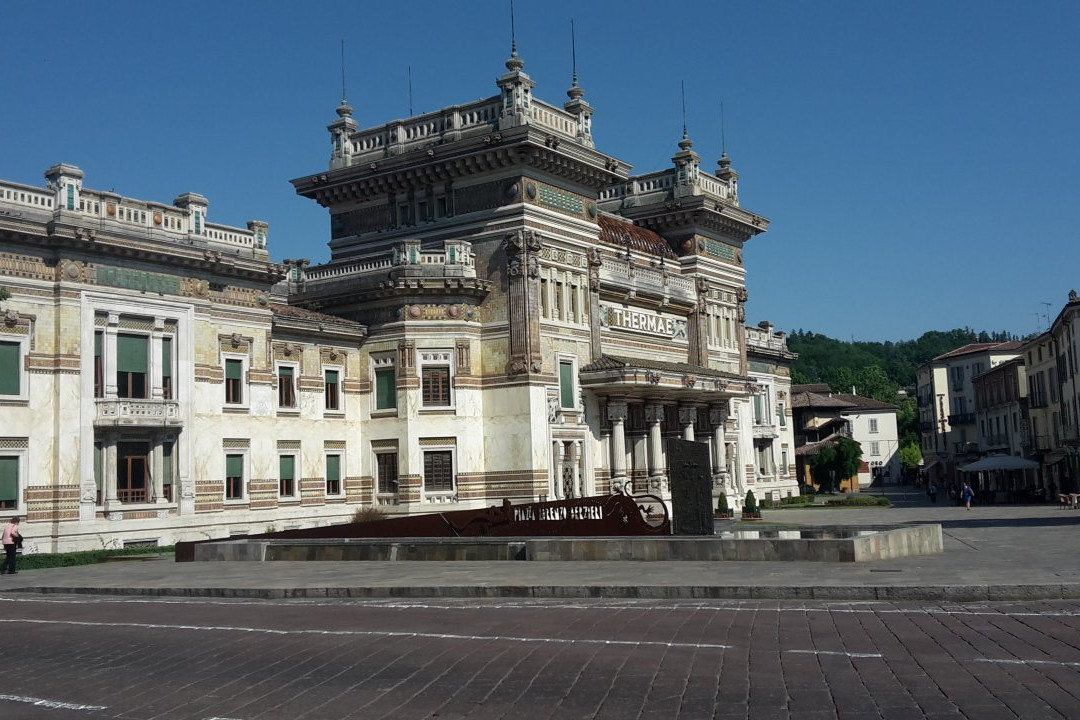 萨尔索马焦雷泰尔梅旅游景点-Centro Benessere Berzieri