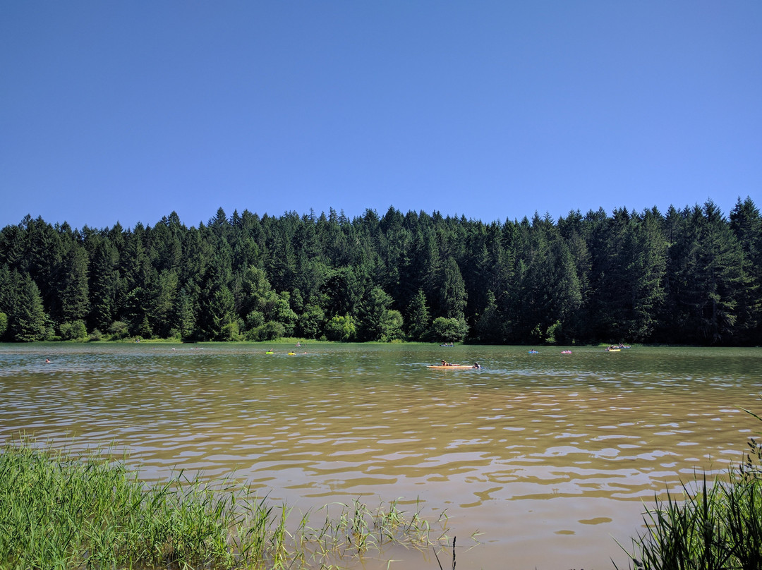 Hagg Lake景点图片