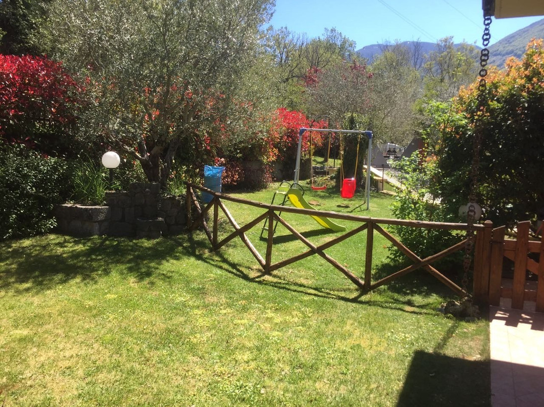 B&B Lo Scoiattolo del Pollino