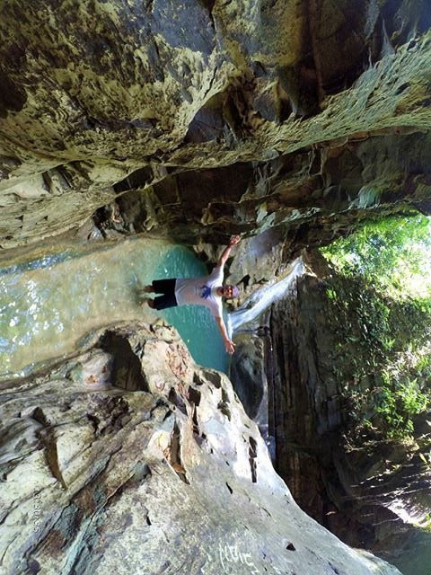Waimarang Waterfall景点图片