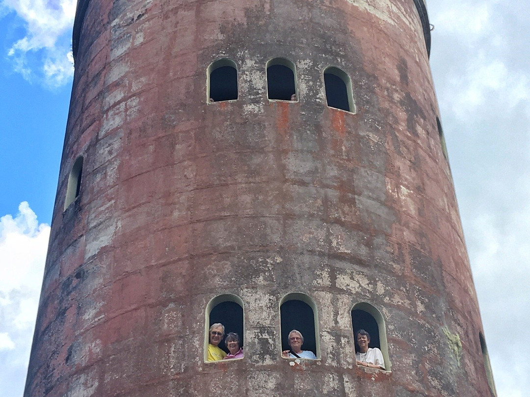 Island Breeze Taxi-Ceiba必去景点