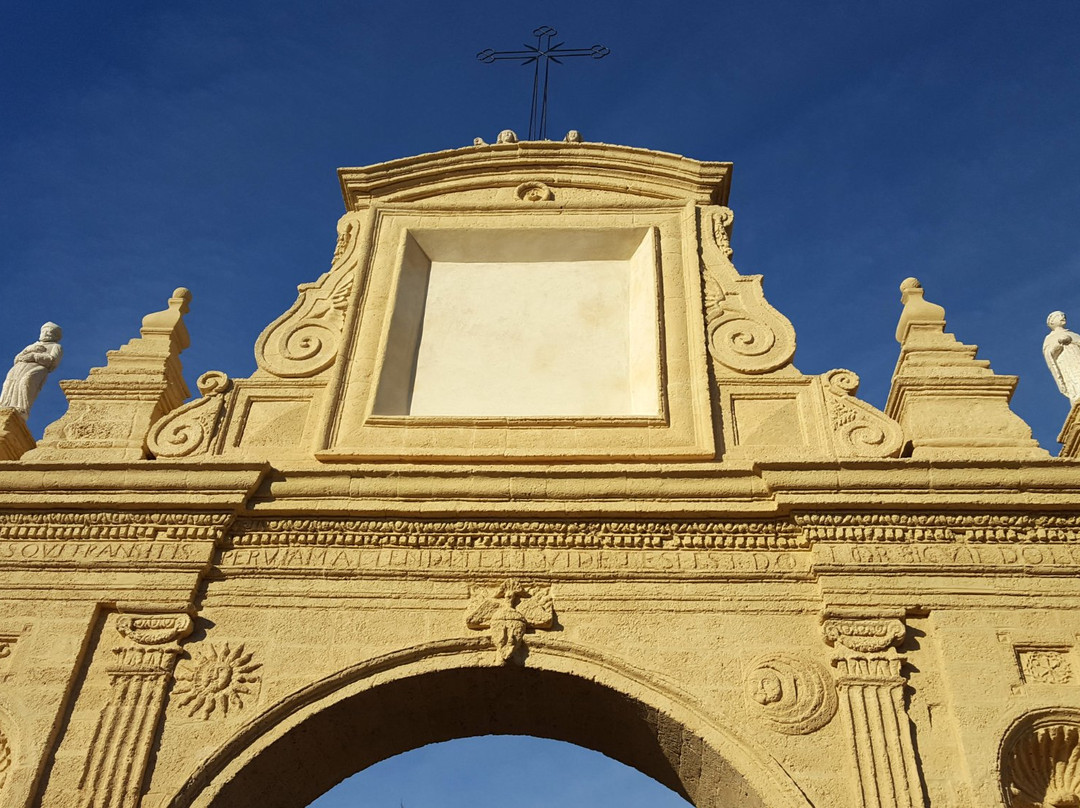 Chiesa delle Croci-福贾必去景点