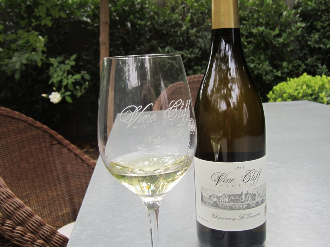 Vine Cliff Winery Tasting Room景点图片