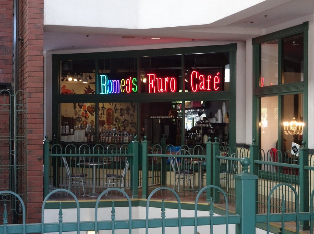 Romeo's Euro Cafe