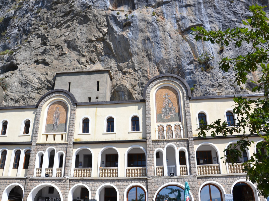 Ostrog Monastery景点图片