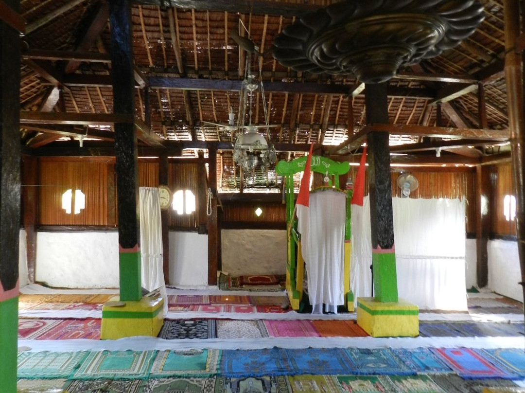 Wapauwe Mosque-Hila必去景点