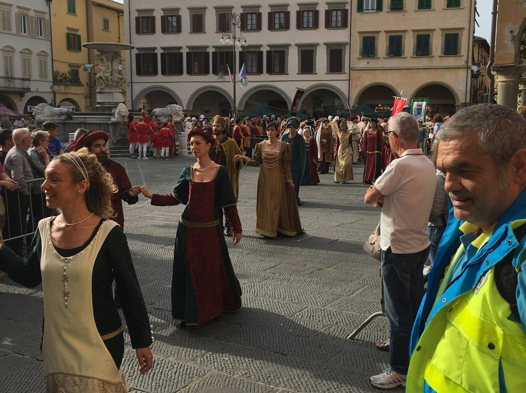 Fontana di Luigi Pampaloni-恩波利必去景点