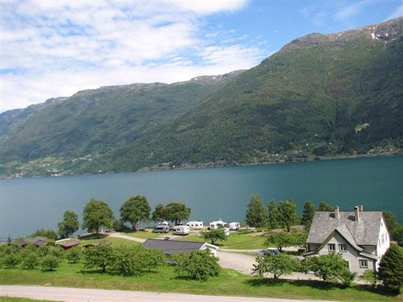 Eikhamrane Camping