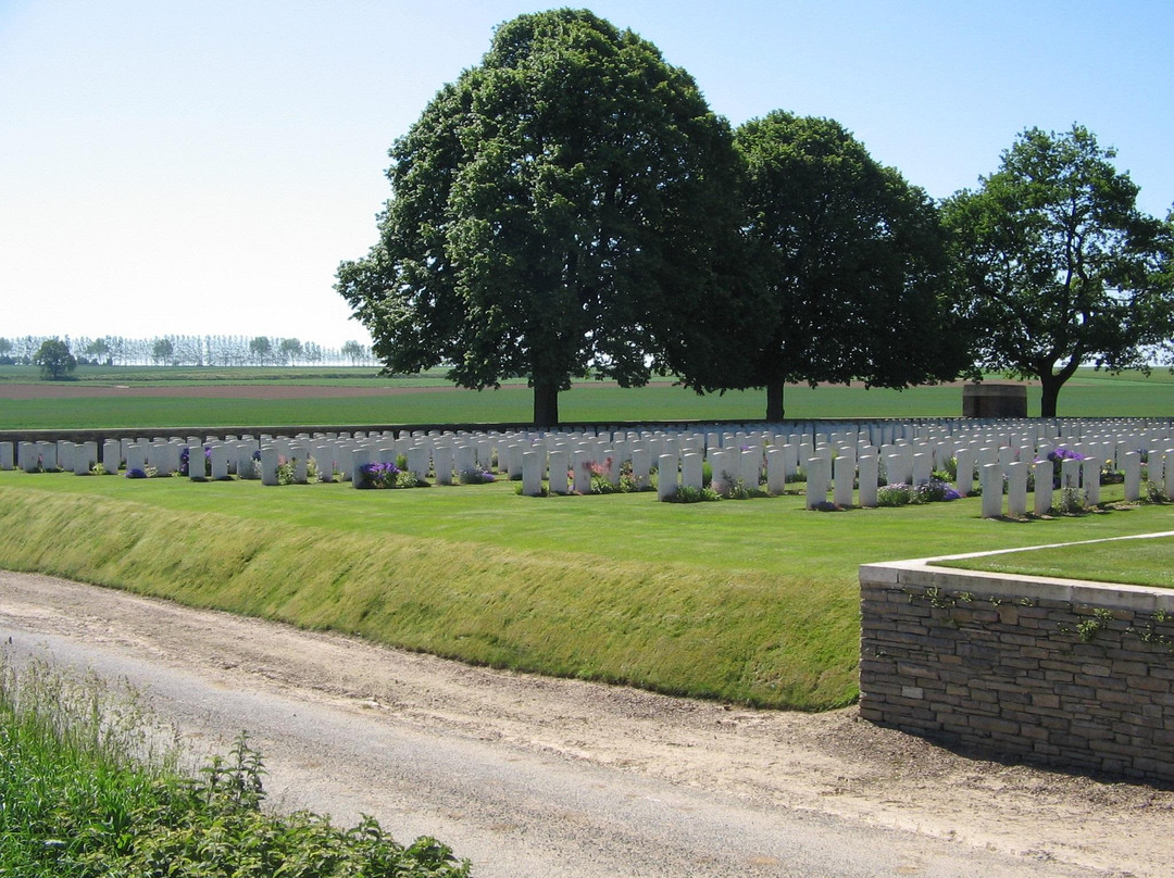 Courcelette British Cemetery景点图片